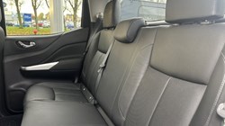 2020 (70) NISSAN COMMERCIAL NAVARA Double Cab Pick Up Tekna 2.3dCi 190 TT 4WD 4752090