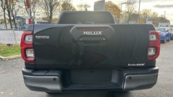 2025 (75) TOYOTA COMMERCIAL HILUX Invincible X D/Cab Pick Up 2.8 Hybrid 48V Auto 4754998