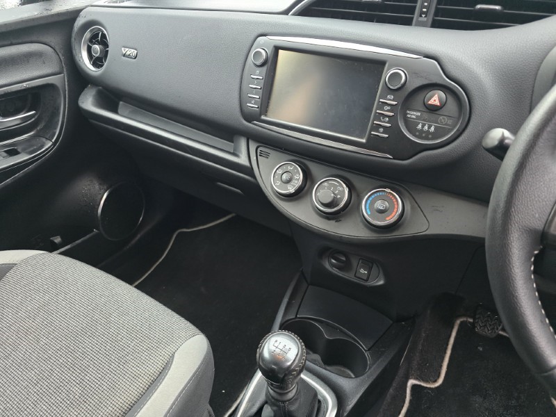 2020 (20) TOYOTA YARIS 1.5 VVT-i Y20 5dr [Bi-tone] 4751160