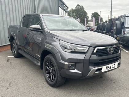 2025 (75) TOYOTA COMMERCIAL HILUX Invincible X D/Cab Pick Up 2.8 Hybrid 48V Auto