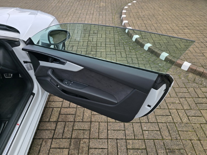 2023 (72) AUDI A5 35 TFSI S Line 2dr S Tronic 4754940