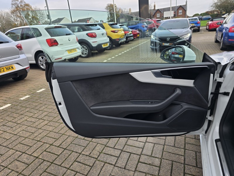 2023 (72) AUDI A5 35 TFSI S Line 2dr S Tronic 4754935