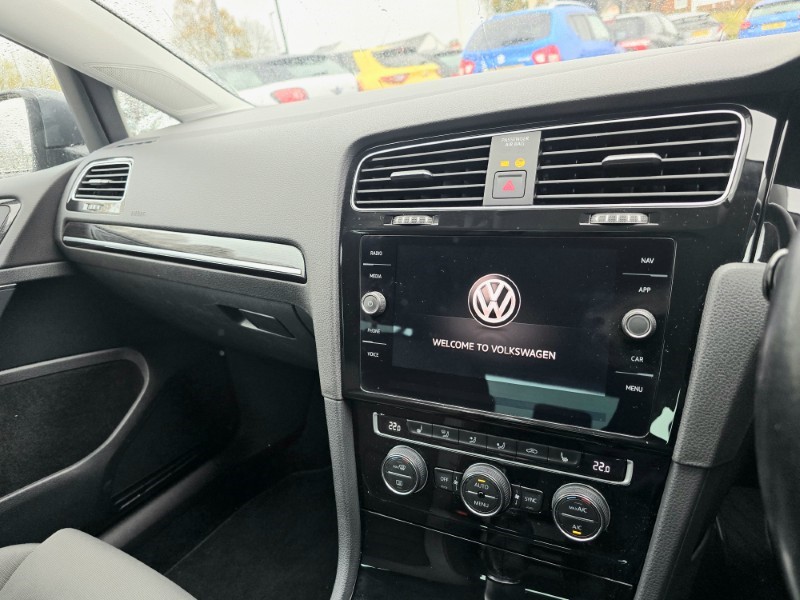 2020 (20) VOLKSWAGEN GOLF 1.5 TSI EVO 150 GT Edition 5dr 4753369