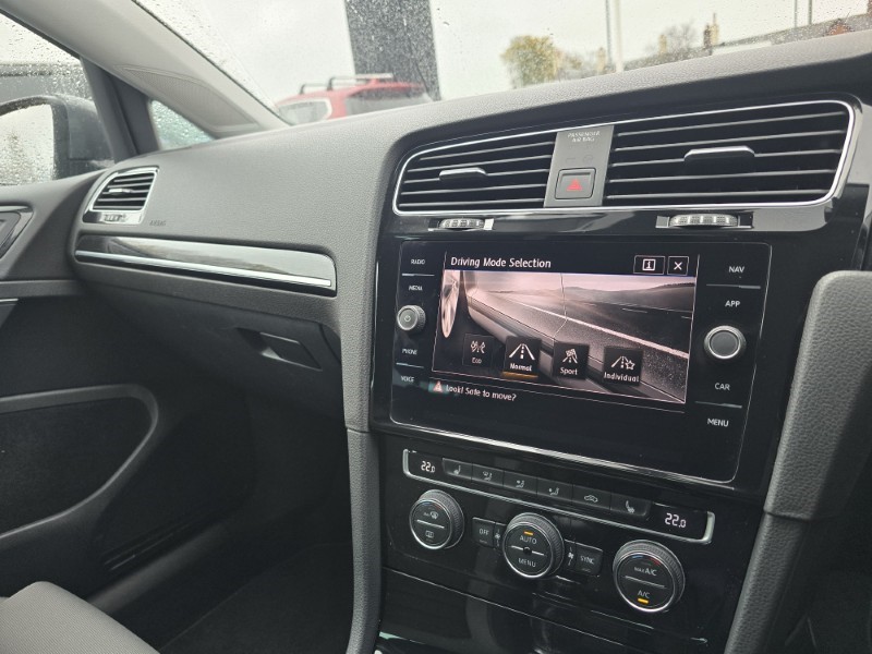 2020 (20) VOLKSWAGEN GOLF 1.5 TSI EVO 150 GT Edition 5dr 4753386