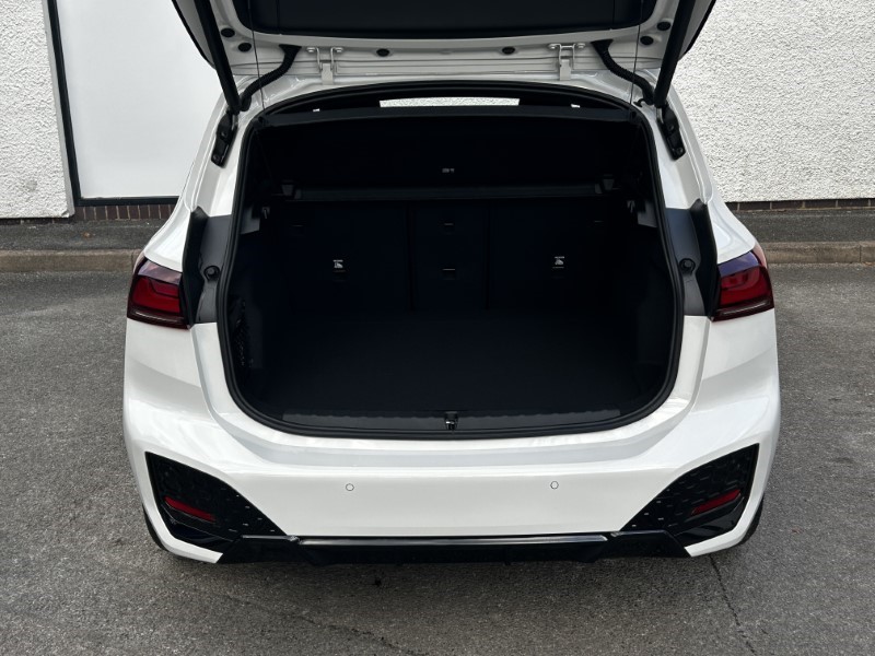  BMW 2 SERIES 220i MHT M Sport 5dr DCT 3560895