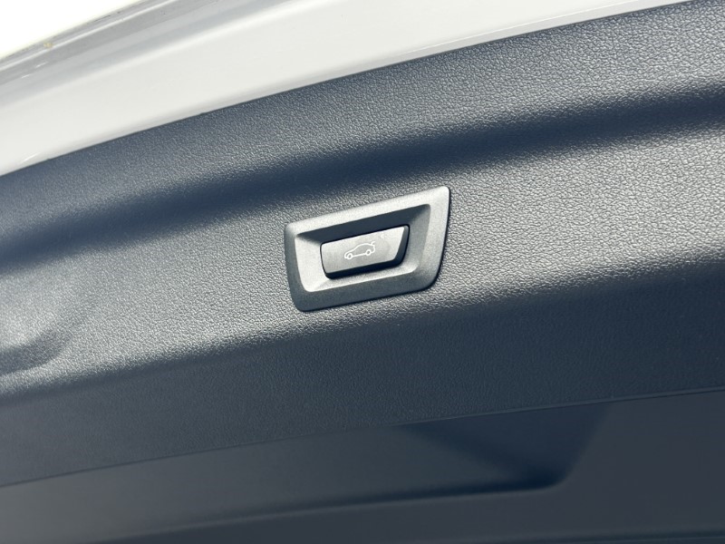  BMW 2 SERIES 220i MHT M Sport 5dr DCT 3560897