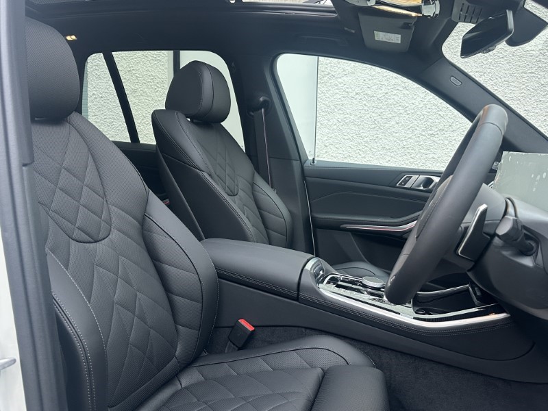 2025 (74) BMW X5 xDrive50e M Sport 5dr Auto 3649421