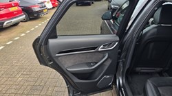 2018 (18) AUDI Q3 2.0 TDI Black Edition 5dr 4806648