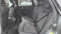 2018 (18) AUDI Q3 2.0 TDI Black Edition 5dr 4806650