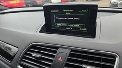 2018 (18) AUDI Q3 2.0 TDI Black Edition 5dr 4806677