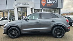 2018 (18) AUDI Q3 2.0 TDI Black Edition 5dr 4806641