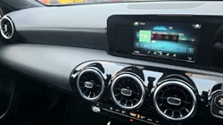 2021 (21) MERCEDES-BENZ A CLASS A180 SE 5dr 4802191