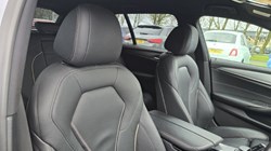 2018 (68) BMW 5 SERIES 520d M Sport 5dr Auto 4815424