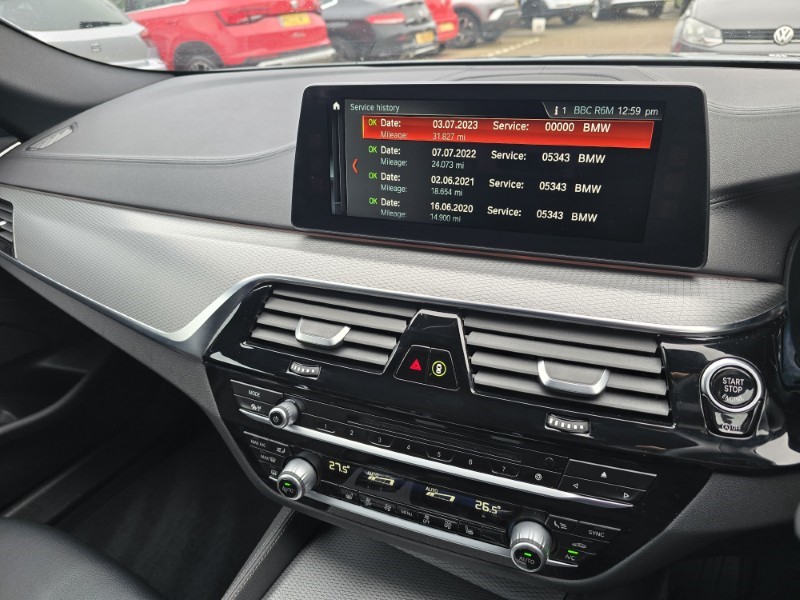 2018 (68) BMW 5 SERIES 520d M Sport 5dr Auto 4815439