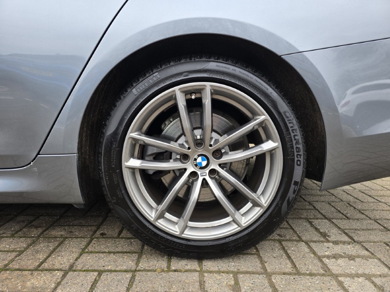 2018 (68) BMW 5 SERIES 520d M Sport 5dr Auto 4815409