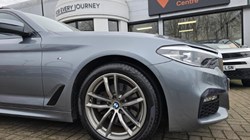 2018 (68) BMW 5 SERIES 520d M Sport 5dr Auto 4815392