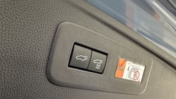 2024 (74) TOYOTA LAND CRUISER 2.8 D-4D 204 First Edition 5dr Auto 7 Seats 4851578