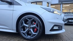 2016 (16) FORD FOCUS 2.0T EcoBoost ST-3 5dr 4828796