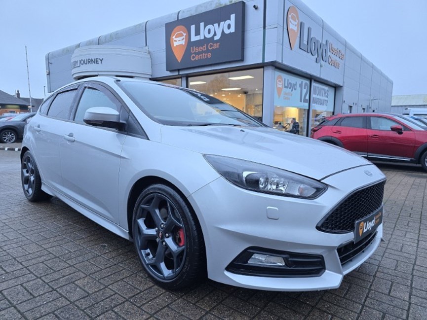 2016 (16) FORD FOCUS 2.0T EcoBoost ST-3 5dr