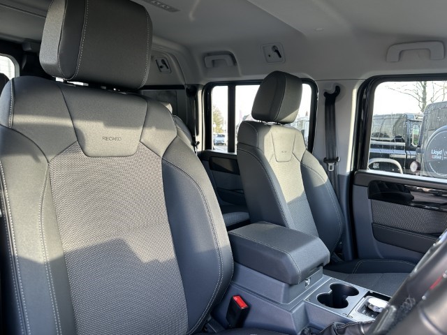 2023 (23) INEOS GRENADIER 3.0 TD 6dr Auto 4898875