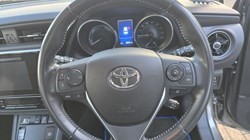 2017 (67) TOYOTA AURIS 1.8 Hybrid Business Edition TSS 5dr CVT 4850584