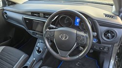 2017 (67) TOYOTA AURIS 1.8 Hybrid Business Edition TSS 5dr CVT 4850579