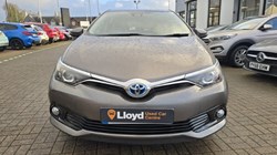 2017 (67) TOYOTA AURIS 1.8 Hybrid Business Edition TSS 5dr CVT 4850557