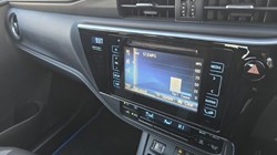 2017 (67) TOYOTA AURIS 1.8 Hybrid Business Edition TSS 5dr CVT 4850595