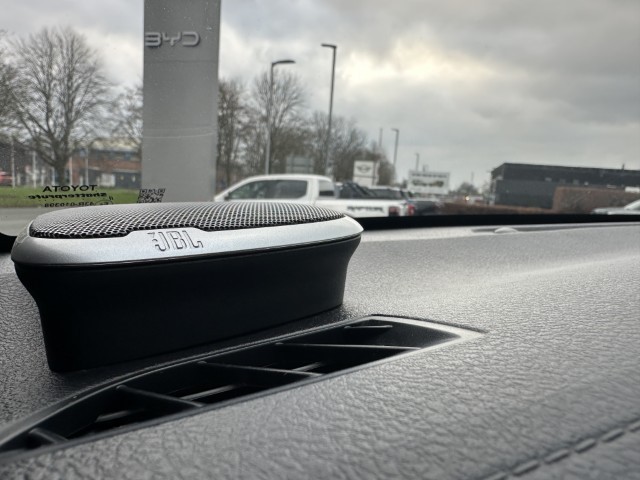 2020 (70) TOYOTA COMMERCIAL HILUX Invincible X D/Cab Pick Up 2.8 D-4D Auto 4902169