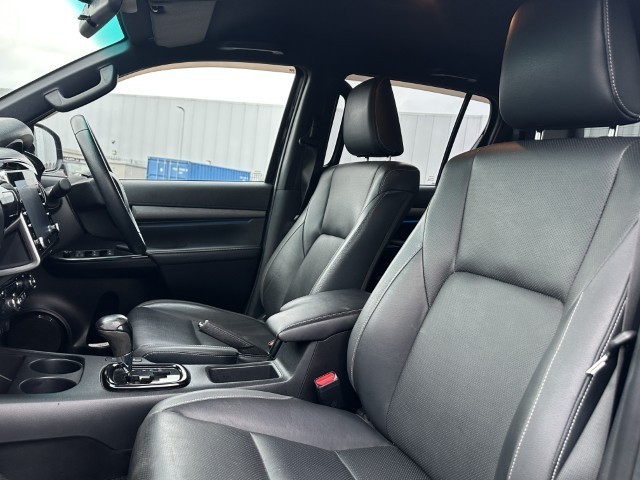 2020 (70) TOYOTA COMMERCIAL HILUX Invincible X D/Cab Pick Up 2.8 D-4D Auto 4902164