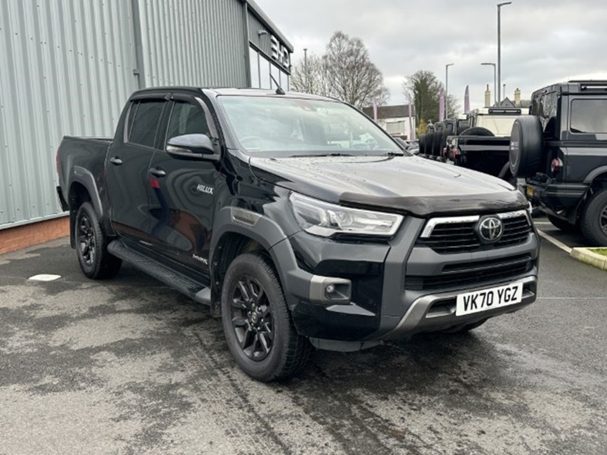 2020 (70) TOYOTA COMMERCIAL HILUX Invincible X D/Cab Pick Up 2.8 D-4D Auto