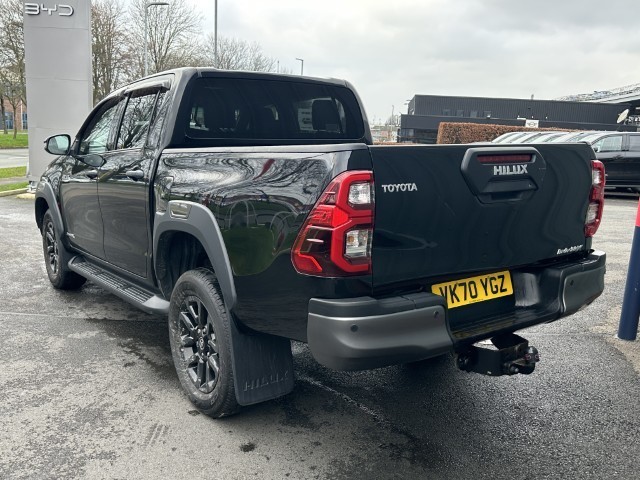 2020 (70) TOYOTA COMMERCIAL HILUX Invincible X D/Cab Pick Up 2.8 D-4D Auto 4902158