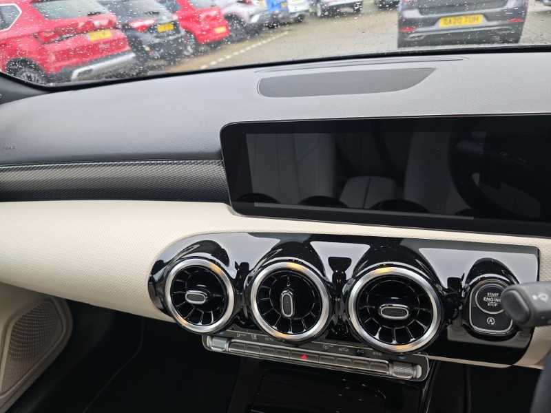 2022 (71) MERCEDES-BENZ A CLASS A200 Sport Executive Edition 4dr Auto 4838939