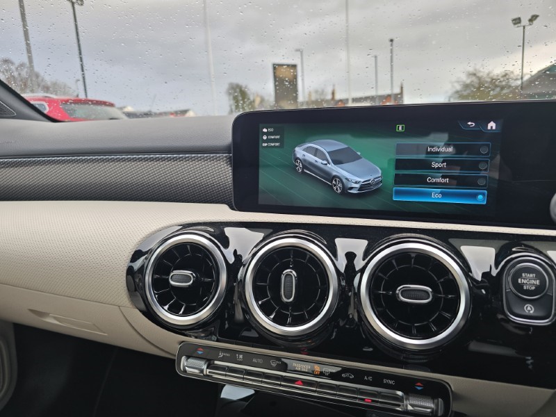 2022 (71) MERCEDES-BENZ A CLASS A200 Sport Executive Edition 4dr Auto 4838949