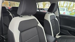 2018 (68) VOLKSWAGEN T-ROC 1.5 TSI EVO SEL 5dr 4848375