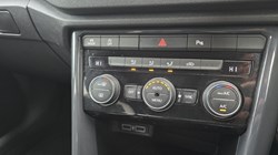 2018 (68) VOLKSWAGEN T-ROC 1.5 TSI EVO SEL 5dr 4848388