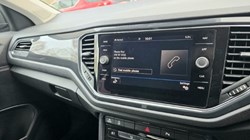 2018 (68) VOLKSWAGEN T-ROC 1.5 TSI EVO SEL 5dr 4848391