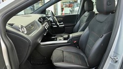 2019 (19) MERCEDES-BENZ B CLASS B200d AMG Line Premium 5dr Auto 4848431