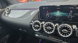 2019 (19) MERCEDES-BENZ B CLASS B200d AMG Line Premium 5dr Auto 4848448