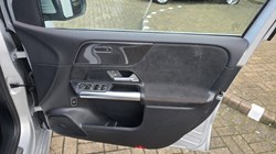 2019 (19) MERCEDES-BENZ B CLASS B200d AMG Line Premium 5dr Auto 4848434