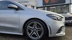 2019 (19) MERCEDES-BENZ B CLASS B200d AMG Line Premium 5dr Auto 4848401