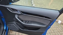 2018 (18) AUDI Q3 2.0 TDI Quattro Black Edition 5dr 4848260