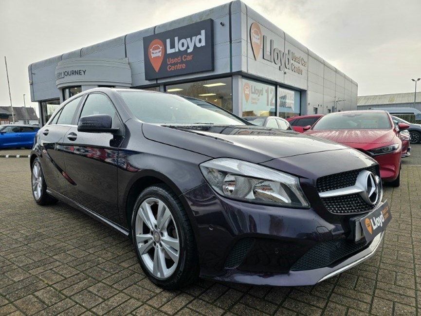 2016 (65) MERCEDES-BENZ A CLASS A200d Sport Executive 5dr