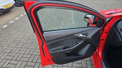 2018 (18) FORD FOCUS 1.0 EcoBoost 140 ST-Line Navigation 5dr 4852571