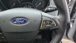 2017 (67) FORD FOCUS 1.0 EcoBoost Titanium 5dr 4855201