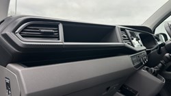 2024 (73) VOLKSWAGEN COMMERCIAL TRANSPORTER 2.0 TDI 110 Startline Van 4904577