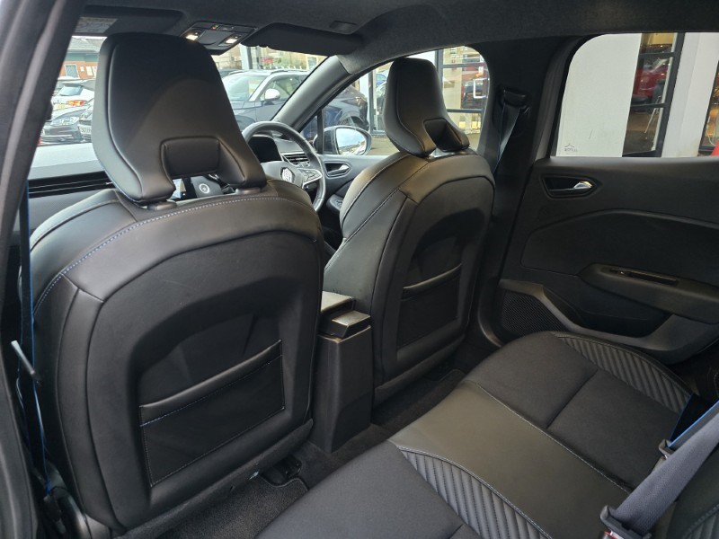 2023 (73) RENAULT CLIO 1.6 E-TECH full hybrid 145 Esprit Alpine 5dr Auto 4889286