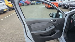 2023 (73) RENAULT CLIO 1.6 E-TECH full hybrid 145 Esprit Alpine 5dr Auto 4889290