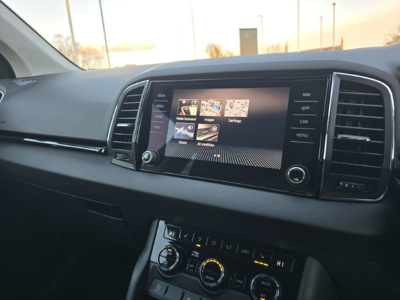 2018 (18) SKODA KAROQ 1.0 TSI SE L 5dr DSG 4955817