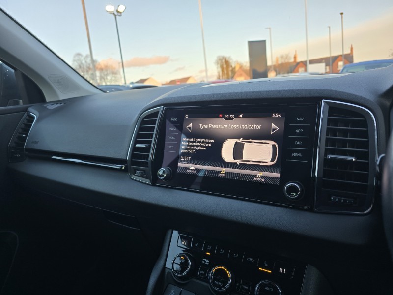 2018 (18) SKODA KAROQ 1.0 TSI SE L 5dr DSG 4955815